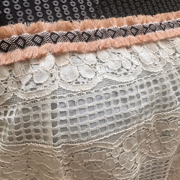 Anthropologie Vero Pallashee Strapless Lace Peplum Top Ivory Size M NWT - Picture 4 of 6